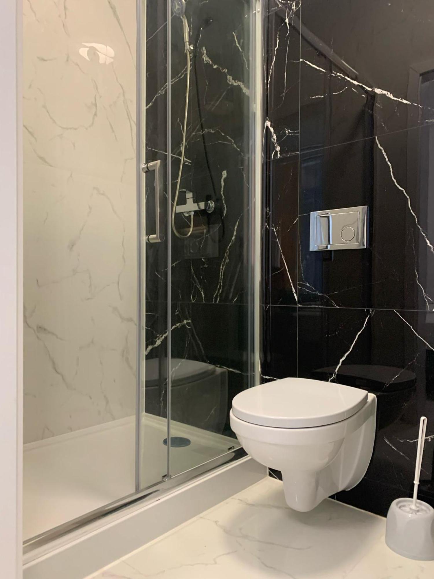 Apartamenty Sw.Rocha 比亚韦斯托克 外观 照片